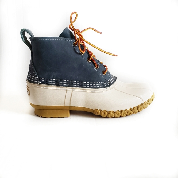 L.L. Bean Shoes - L.L. Bean Bean boots size 9